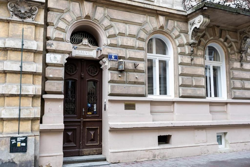Salve Station Aparthotel Krasków Exterior foto